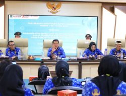 Serahkan SK Pengangkatan Kepala Puskesmas, Bupati Tangerang Tekankan Pelayanan Sepenuh Hati untuk Masyarakat