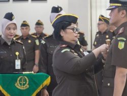 Kajati Banten Lantik Wahyudi Eko Husodo Jadi Kajari Kabupaten Tangerang yang Baru