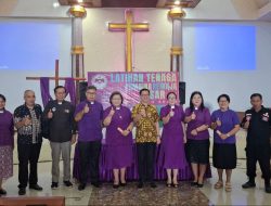 Bupati Minahasa Utara Bawakan Materi dalam Latihan Tenaga Pembina Remaja di Wilayah Serei