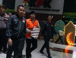 KPK Tahan Tersangka Dugaan TPK Pembagian Kuota Ibadah Haji Indonesia Tahun 2023-2024
